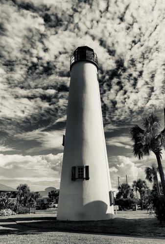 Advanced Monochrome 1st -The Lighthouse-Crystal Berry