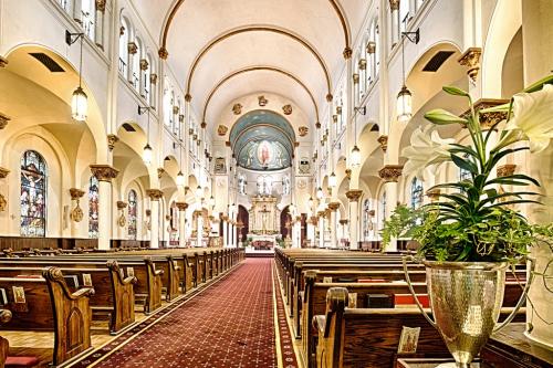 Inside Atlanta Basilica