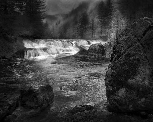 HM Advanced Landscape - Dougan Waterfall, WA by Janet Newton